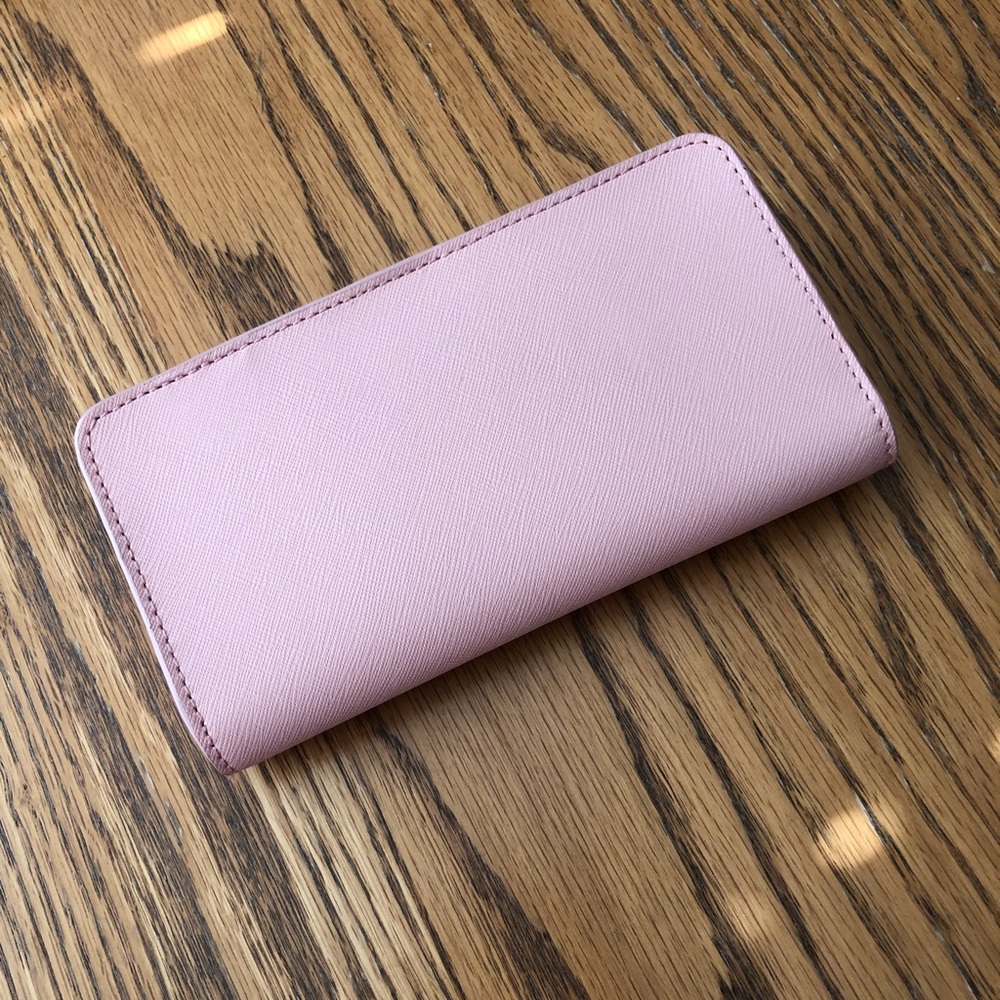 Henri Bendel phone wallet - Picture 3 of 3